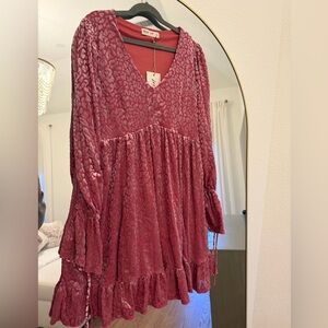 Pink leopard velvet dress